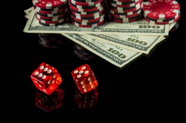 Player hand dealt in Lightning Baccarat